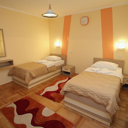 Hotel Extra Lion Md Nis Room photo