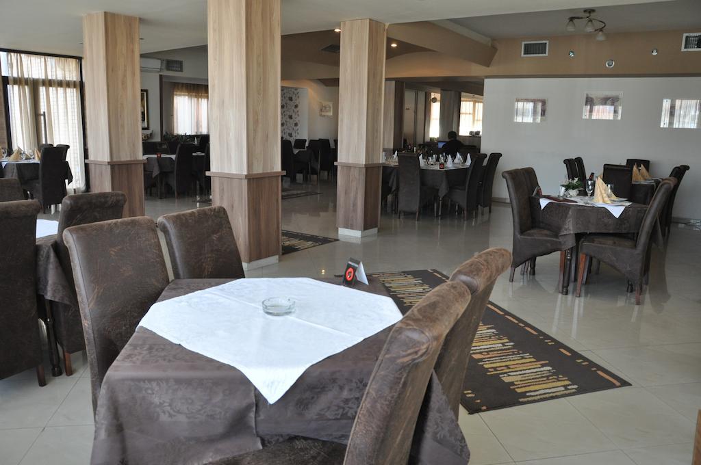 Hotel Extra Lion Md Nis Exterior photo